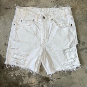 Levi’s Vintage Distressed 550 White Cut Off Jeans Shorts 32